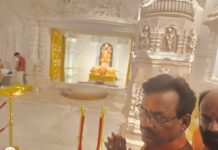 भाजपा प्रत्याशी ओपी श्रीवास्तव पहुंचे अयोध्या धाम, रामलला के किए दर्शन