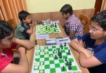 आरिफ अली, पवन बाथम, रवि शंकर तथा समीर मुखर्जी को संयुक्त बढ़त