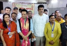 प्रेस क्लब में विशाल भंडारा : बड़ी संख्या में भक्तजनों ने ग्रहण किया भोजन प्रसाद