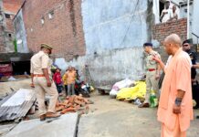 सीएम योगी की पहल, अब टिन शेड नहीं पक्के मकान में रहेगा मंजू का परिवार