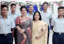 तैराकी प्रतियोगिता में सीएमएस छात्रों ने जीते 9 गोल्ड सहित 13 मेडल