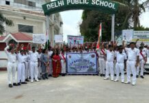 नेवल एनसीसी कैडेटों ने परेड करके मनाया 25वें कारगिल दिवस का स्मरणोत्सव