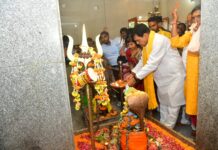 ‘मऊ के महादेव’ मंदिर का शिवार्पण, ‘महादेव का मऊ’ हुआ…