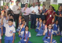 स्कूली बच्चों को मिली मानसून के दौरान इम्यूनिटी बूस्ट करने की टिप्स