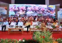 समाज व सरकार को दिशा दिखाते हैं कवि : जयवीर सिंह