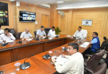 ऊर्जा मंत्री एके शर्मा ने विद्युत व्यवस्था की समीक्षा की