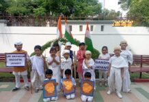 एसकेडी एकेडमी में गांधी और शास्त्री जयंती पर विशेष सभा आयोजित