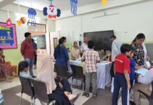 एसकेडी हॉस्पिटल ने एसकेडी एकेडमी, वृंदावन में आयोजित किया निःशुल्क स्वास्थ्य शिविर