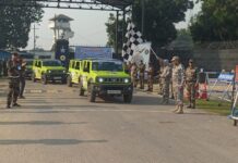 लद्दाख से अरुणाचल प्रदेश, ‘वायु वीर विजेता’ कार रैली लखनऊ से गोरखपुर रवाना