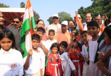 सरदार पटेल की 150वीं जयंती, ‘रन फॉर यूनिटी’ को सीएम योगी ने दिखाई झंडी