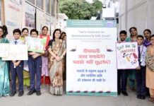 सीएमएस के विभिन्न कैम्पसों में छात्रों ने हर्षोल्लास से मनाई दीपावली