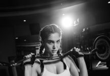 स्पोर्ट्स आउटफिट में शरवरी वाघ ने दिखाया फिटनेस का जलवा