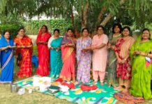 अक्षय नवमी पर महिलाओं ने की आंवला वृक्ष की पूजा-अर्चना