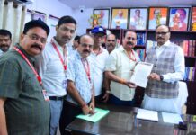 उपमुख्यमंत्री से मिला फोटोग्राफ़र्स एसोसिएशन उत्तर प्रदेश का प्रतिनिधि मंडल
