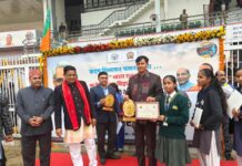 एसकेडी एकेडमी के छात्र अटल बिहारी बाजपेयी की जन्म शताब्दी पर सम्मानित