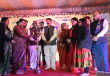 वीकेंड में यूपी महोत्सव में लिखी गई नई इबारत