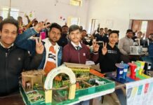 बप्पा श्री नारायण वोकेशनल इंटर कॉलेज में विज्ञान प्रदर्शनी आयोजित