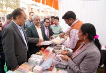 सीएसआईआर-सीमैप में किसान मेले (2025) की हुई शुरुआत, पढ़े रिपोर्ट