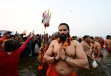 त्रिवेणी स्नान के साथ भगवान राम की भक्ति का अनूठा संगम