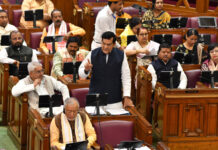 ऊर्जा मंत्री एके शर्मा ने विधान सभा में बिजली आपूर्ति पर दिया करारा जवाब