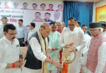 पीओके के लोग खुद बोलेंगे, हमें भारत में मिलाया जाय : राजनाथ सिंह