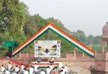 गंगा तट पर योग और पर्यावरण का संगम: ‘रिवर योगा अभियान’ की शुरुआत