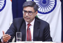 ट्रोलिंग के बाद विदेश सचिव को मिला सेलेब्स और राजनीतिक हस्तियों का साथ