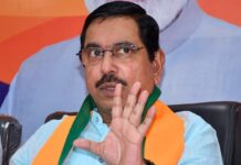 जरूरी वस्तुओं का पर्याप्त भंडार, जमाखोरी की आवश्यकता नहीं