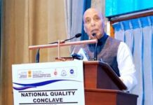 रक्षा मंत्री ने बताया: ऑपरेशन सिंदूर में सेना ने दिखाई वीरता, पाकिस्तान की मिसाइलें हुई फेल