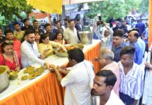 प्रसाद वितरण-भण्डारे से मिलता है आत्मिक संतोष व आनन्द : विराज सागर दास