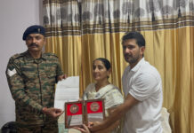 कारगिल युद्ध के जाबांज शहीद सीएचएम यशवीर सिंह की पत्नी सम्मानित