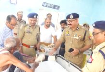 डीजी कारागार पीसी मीना ने लखनऊ की जेलों का किया निरीक्षण