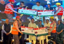 267 सफाईकर्मियों को आयुष्मान कार्ड, सुएज-जलकल की भागीदारी सराहनीय