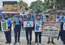 19वीं यूपी गर्ल्स बटालियन एनसीसी ने नुक्कड़ नाटक से दिया स्वच्छता का संदेश