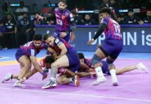 पीकेएल 12 : अक्षित ढुल का कमाल, आखिरी रेड में तीन अंक लेकर दिल्ली को दिलाई जीत
