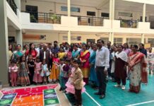 एसकेडी एकेडमी की शाखाओं में हर्ष, उदारता और एकता से मनी दीपावली