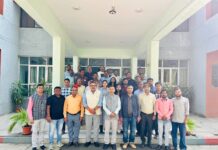 औषधीय और सगंध पौधों की खेती, किसानों को सीमैप में प्रशिक्षण