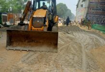 टेढ़ी पुलिया सड़क धंसाव की मरम्मत पूरी, यातायात सामान्य होने की उम्मीद