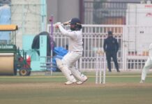 फॉलोऑन के बाद भी यूपी की हालत खराब, झारखंड जीत की दहलीज पर