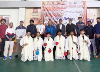 ईरानी कोच सेंसेई मेहरान की ट्रेनिंग से निखरे यूपी के कराटे खिलाड़ी