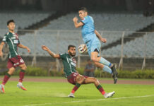 लाचेनपा बने हीरो, नौफल के गोल से मुंबई सिटी टॉप पर