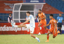 दस खिलाड़ियों वाली पंजाब एफसी ने एफसी गोवा को ड्रॉ पर रोका