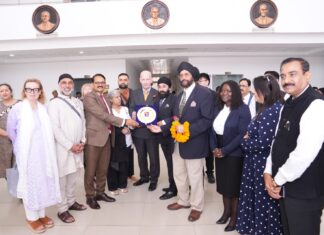 लंदन से आए न्यायिक सदस्यों एवं बैरिस्टरों ने UPSIFS का परिभ्रमण किया