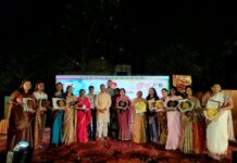 होली के रंगों के साथ महिला सशक्तिकरण का संदेश, 15 महिलाएं सम्मानित