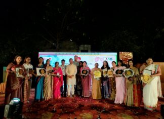 होली के रंगों के साथ महिला सशक्तिकरण का संदेश, 15 महिलाएं सम्मानित