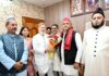 लखनऊ में ईद के मौके पर अखिलेश यादव का भव्य स्वागत