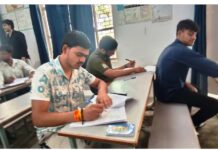 भारत रत्न बाबा साहेब डाॅ0 भीमराव अम्बेडकर की 135वीं जयंती पर अम्बेडकर माह के अन्तर्गत आयोजित होने वाले कार्यक्रमों की श्रंृखला में आज बाबा साहब के अकादमिक जीवन एवं कृतित्व पर कार्यक्रम का आयोजन किया गया।