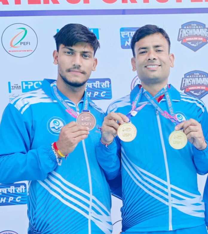 Photo Caption (L-R) Abhishek Kumar and Amar Awasthi, selected for the Indian team. (File photo 5th National Finswimming Championship)