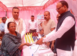 विश्व होम्योपैथी दिवस-2026 के अवसर पर हेल्प यू एजुकेशनल एंड चैरिटेबल ट्रस्ट एवं राणा होम्यो क्लीनिक के संयुक्त तत्वावधान में मस्जिद लेन मैदान, लालकुआं, लखनऊ में आयोजित “नि:शुल्क होम्योपैथिक परामर्श, निदान एवं दवा वितरण शिविर”