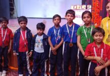एसकेडी एकेडमी, ई-ब्लॉक के विद्यार्थियों ने योगासन प्रतियोगिता में किया उत्कृष्ट प्रदर्शन